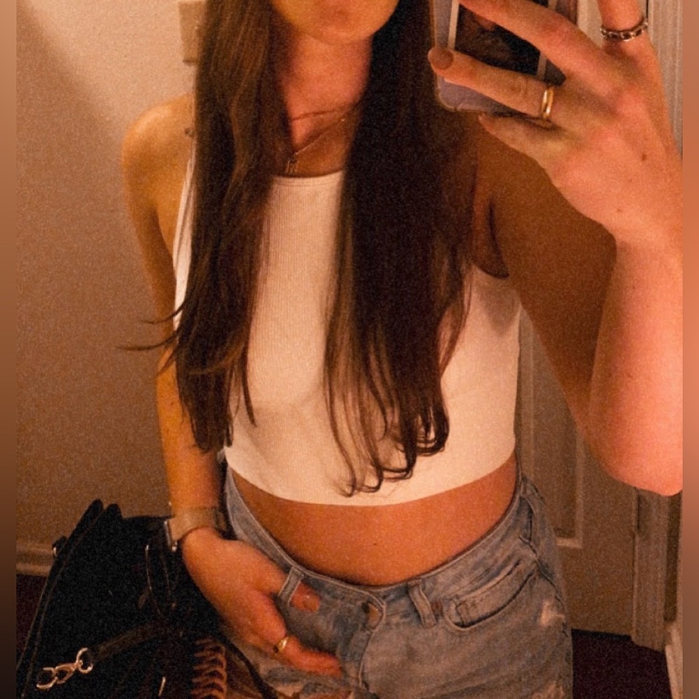White Cropped Workout Tank - Picture 8 of 8